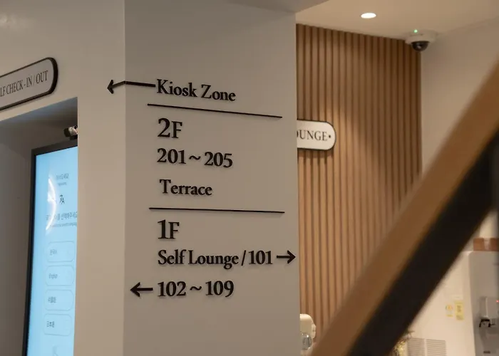 Dalstair Jongno 3*