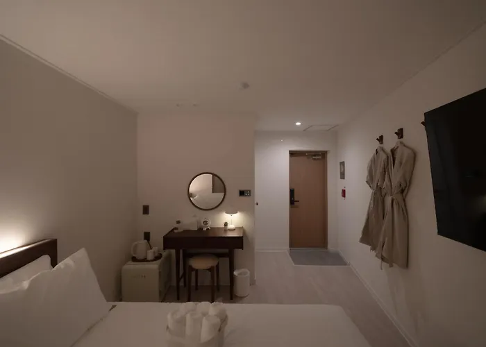 Dalstair Jongno Hotel