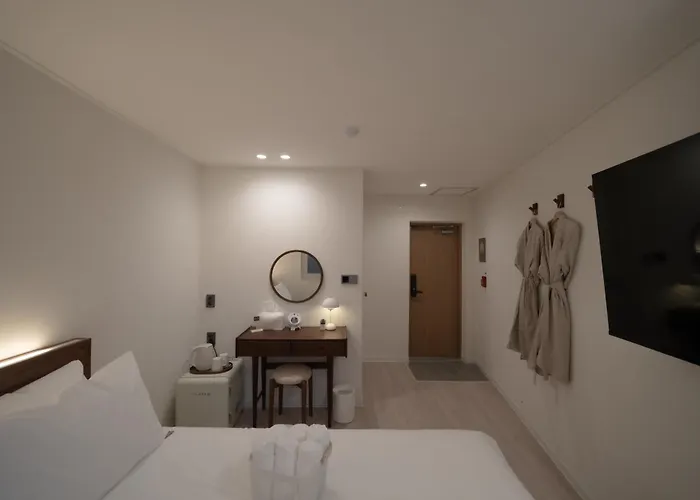 Dalstair Jongno Hotel